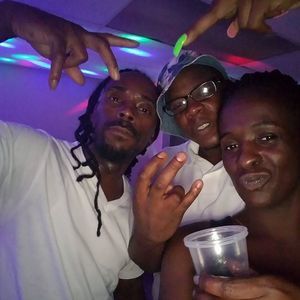 Meet your Posher, Gloria